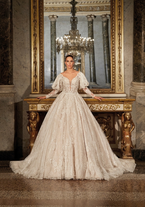 Demetrios DP458 - Front